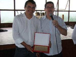 Alexandre Pimentel, presidente do Legislativo de Carapicuíba, recebeu cartão de prata do movimento sindical/Nova Onda